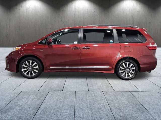 2019 Toyota Sienna XLE