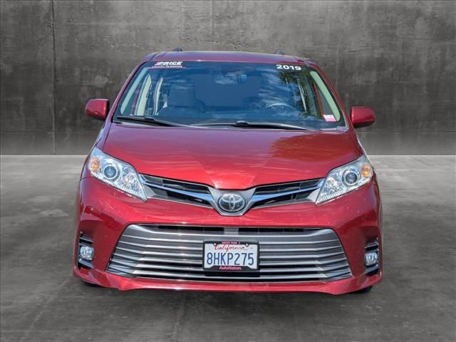 2019 Toyota Sienna XLE