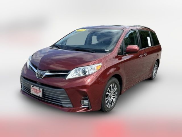 2019 Toyota Sienna XLE