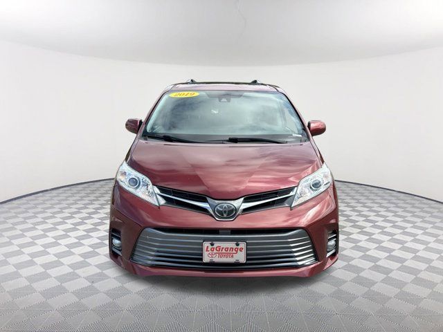 2019 Toyota Sienna XLE