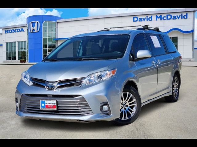 2019 Toyota Sienna 