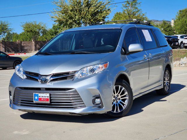 2019 Toyota Sienna 