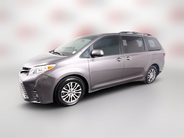2019 Toyota Sienna XLE