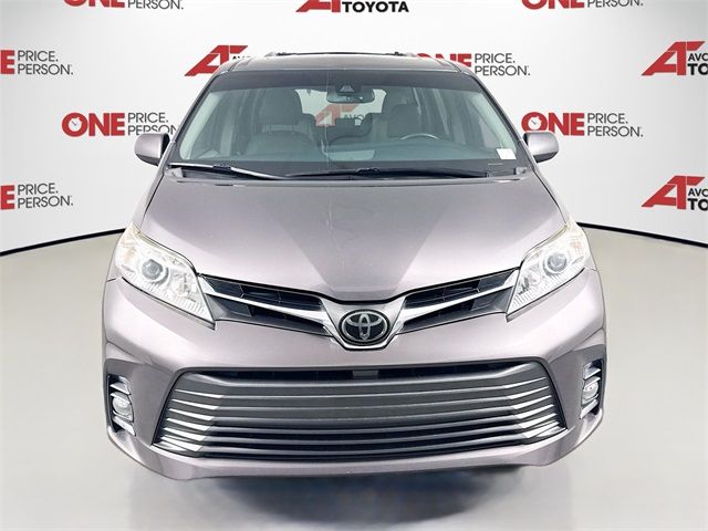 2019 Toyota Sienna XLE
