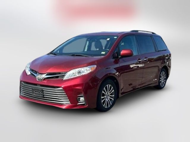 2019 Toyota Sienna XLE