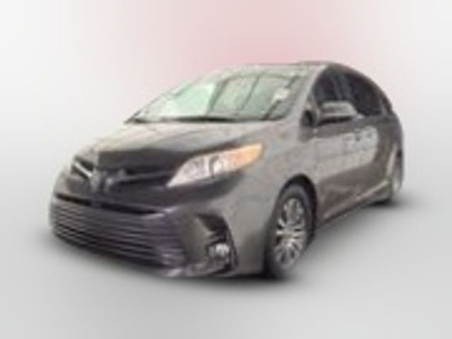 2019 Toyota Sienna XLE