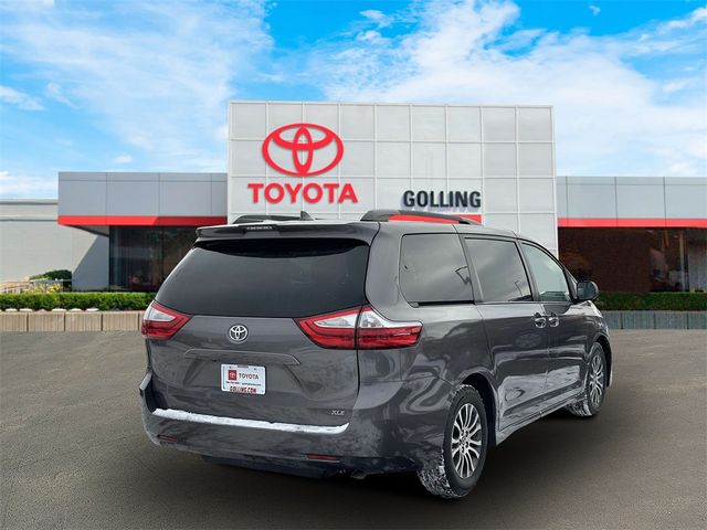 2019 Toyota Sienna 