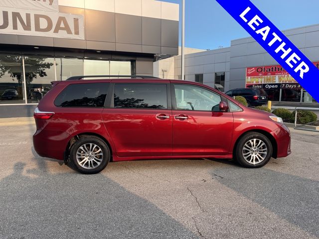 2019 Toyota Sienna 