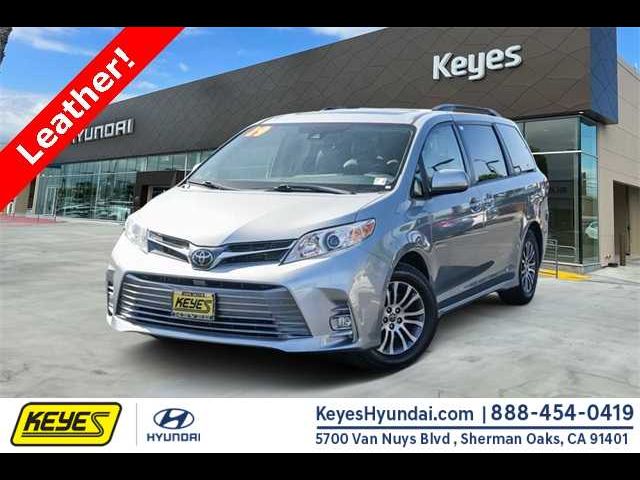 2019 Toyota Sienna XLE