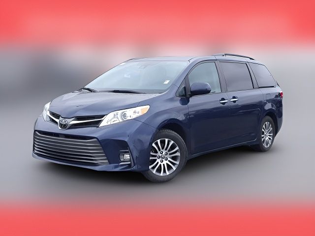 2019 Toyota Sienna 