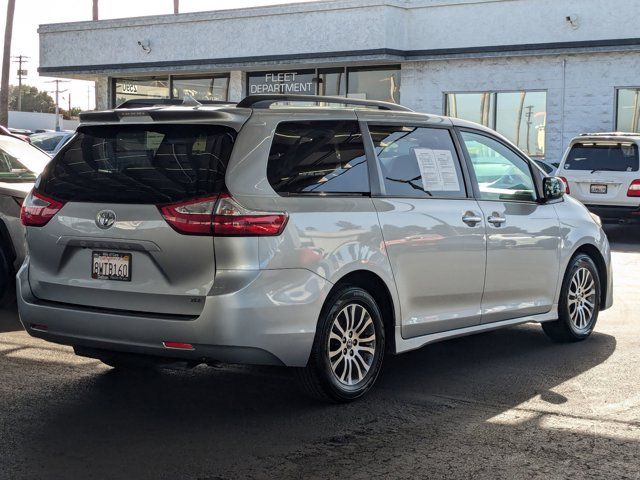 2019 Toyota Sienna XLE