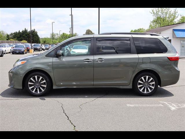 2019 Toyota Sienna 
