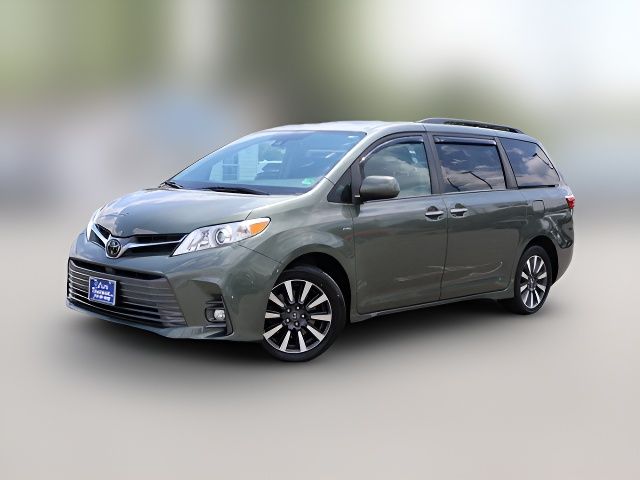 2019 Toyota Sienna 