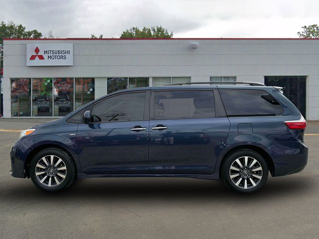 2019 Toyota Sienna 