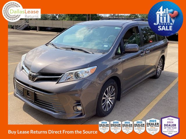 2019 Toyota Sienna XLE Auto Access Seat