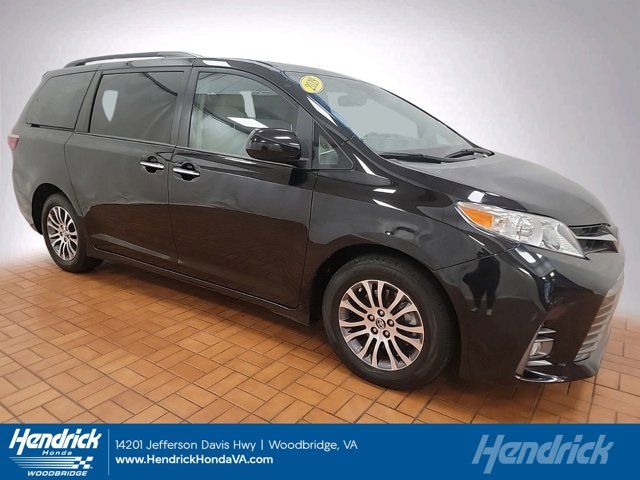 2019 Toyota Sienna XLE Auto Access Seat