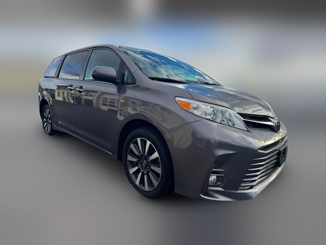 2019 Toyota Sienna XLE