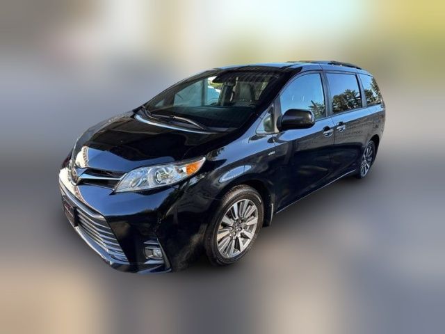 2019 Toyota Sienna XLE