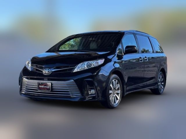 2019 Toyota Sienna XLE