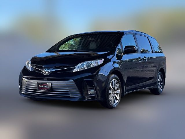 2019 Toyota Sienna XLE