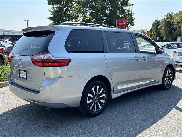 2019 Toyota Sienna XLE Premium