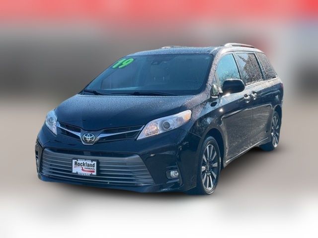 2019 Toyota Sienna XLE Premium