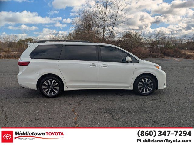 2019 Toyota Sienna XLE Premium