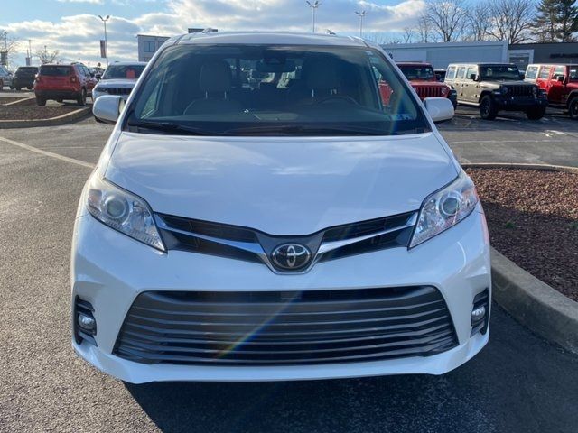 2019 Toyota Sienna XLE Premium