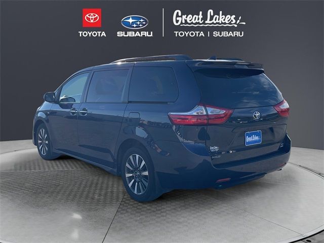 2019 Toyota Sienna XLE Premium