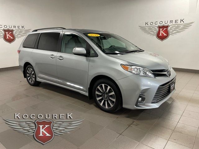 2019 Toyota Sienna XLE Premium