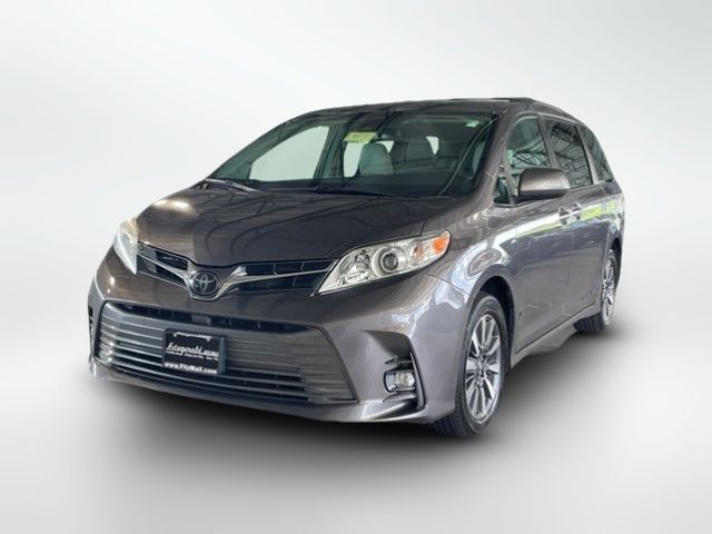 2019 Toyota Sienna XLE