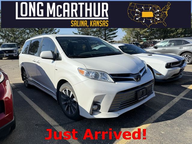 2019 Toyota Sienna XLE Premium