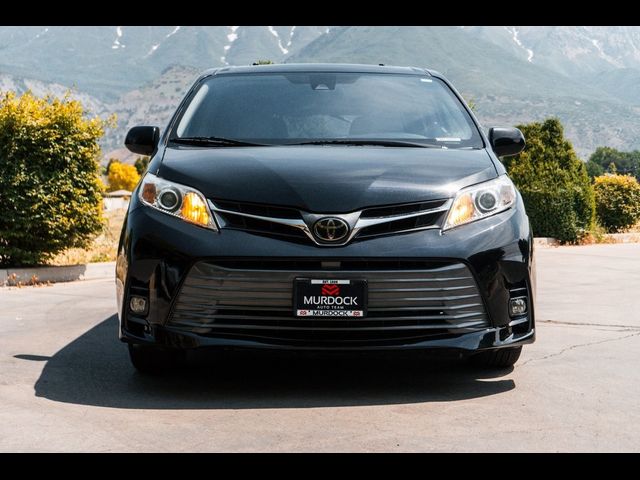 2019 Toyota Sienna XLE Premium