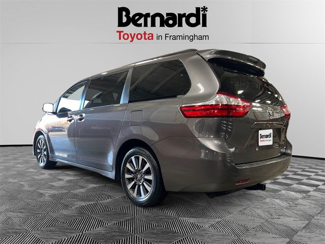 2019 Toyota Sienna XLE Premium