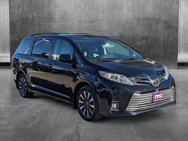 2019 Toyota Sienna XLE Premium