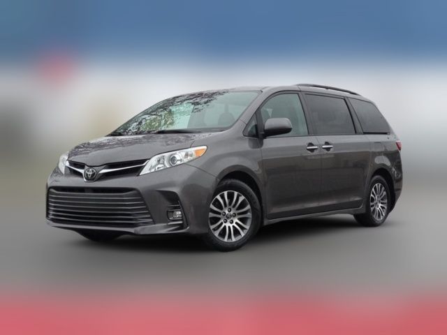 2019 Toyota Sienna XLE Premium