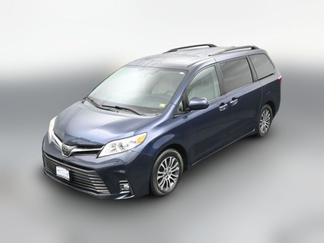 2019 Toyota Sienna XLE Premium