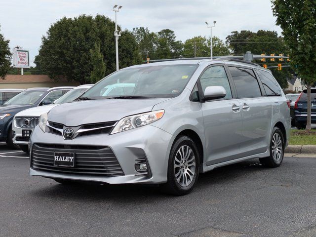 2019 Toyota Sienna XLE Premium