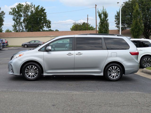 2019 Toyota Sienna XLE Premium