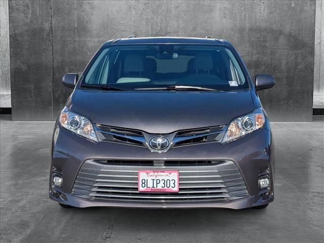 2019 Toyota Sienna XLE Premium