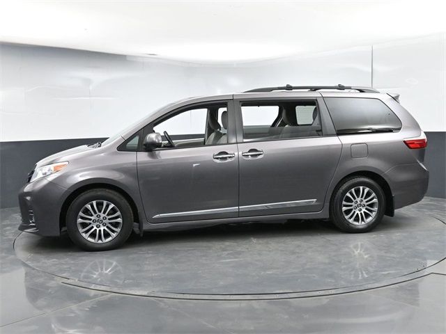 2019 Toyota Sienna XLE Premium