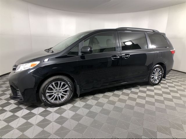 2019 Toyota Sienna Limited Premium