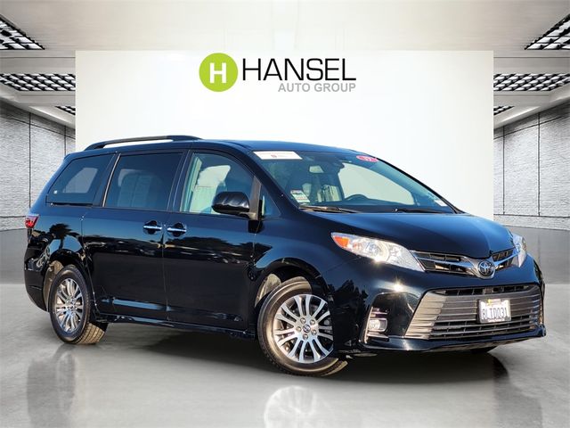 2019 Toyota Sienna XLE Premium