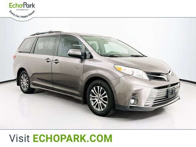 2019 Toyota Sienna XLE Premium