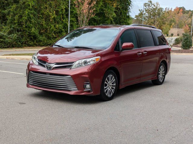 2019 Toyota Sienna XLE Premium