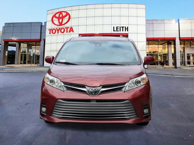 2019 Toyota Sienna XLE Premium