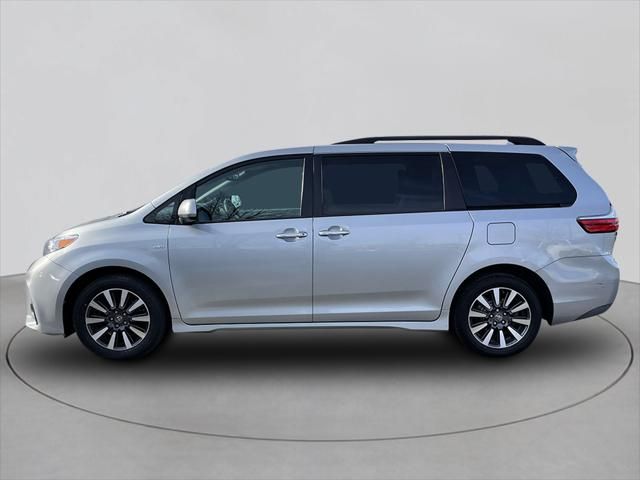 2019 Toyota Sienna XLE Premium