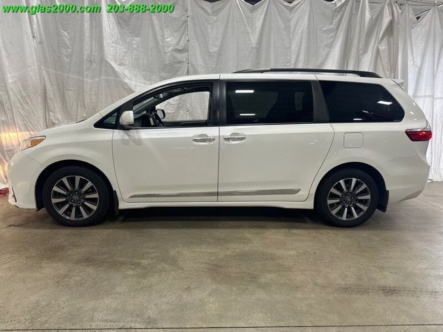 2019 Toyota Sienna XLE Premium