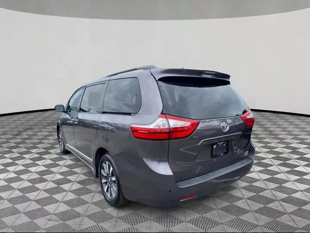 2019 Toyota Sienna XLE Premium