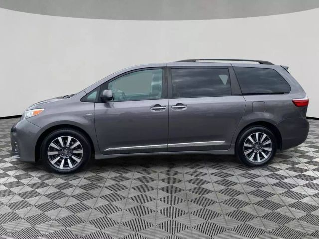 2019 Toyota Sienna XLE Premium